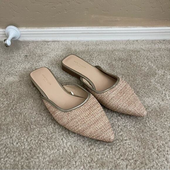 New Ann Taylor Woven Cream Point Toe Mule Flats - Picture 3 of 7